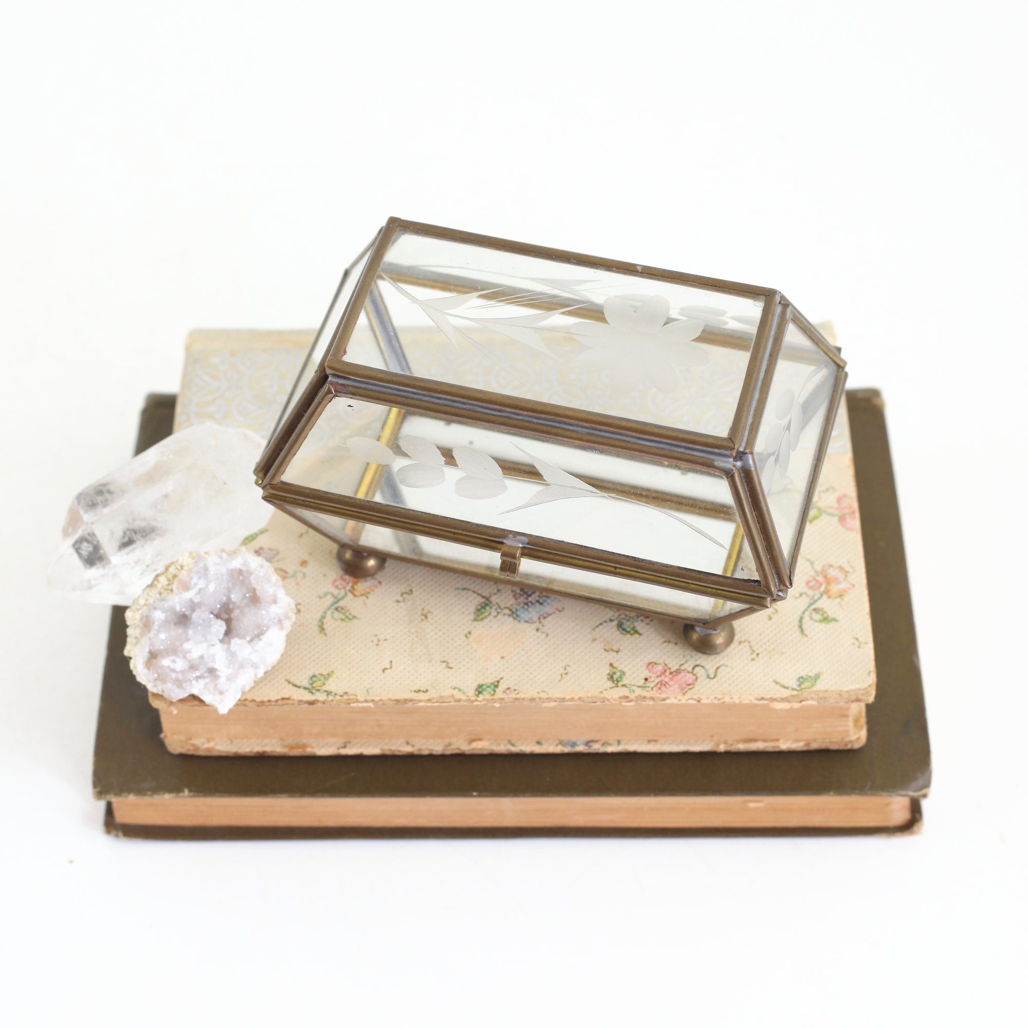 SOLD - Vintage Glass & Brass Trinket Box – Wise Apple Vintage